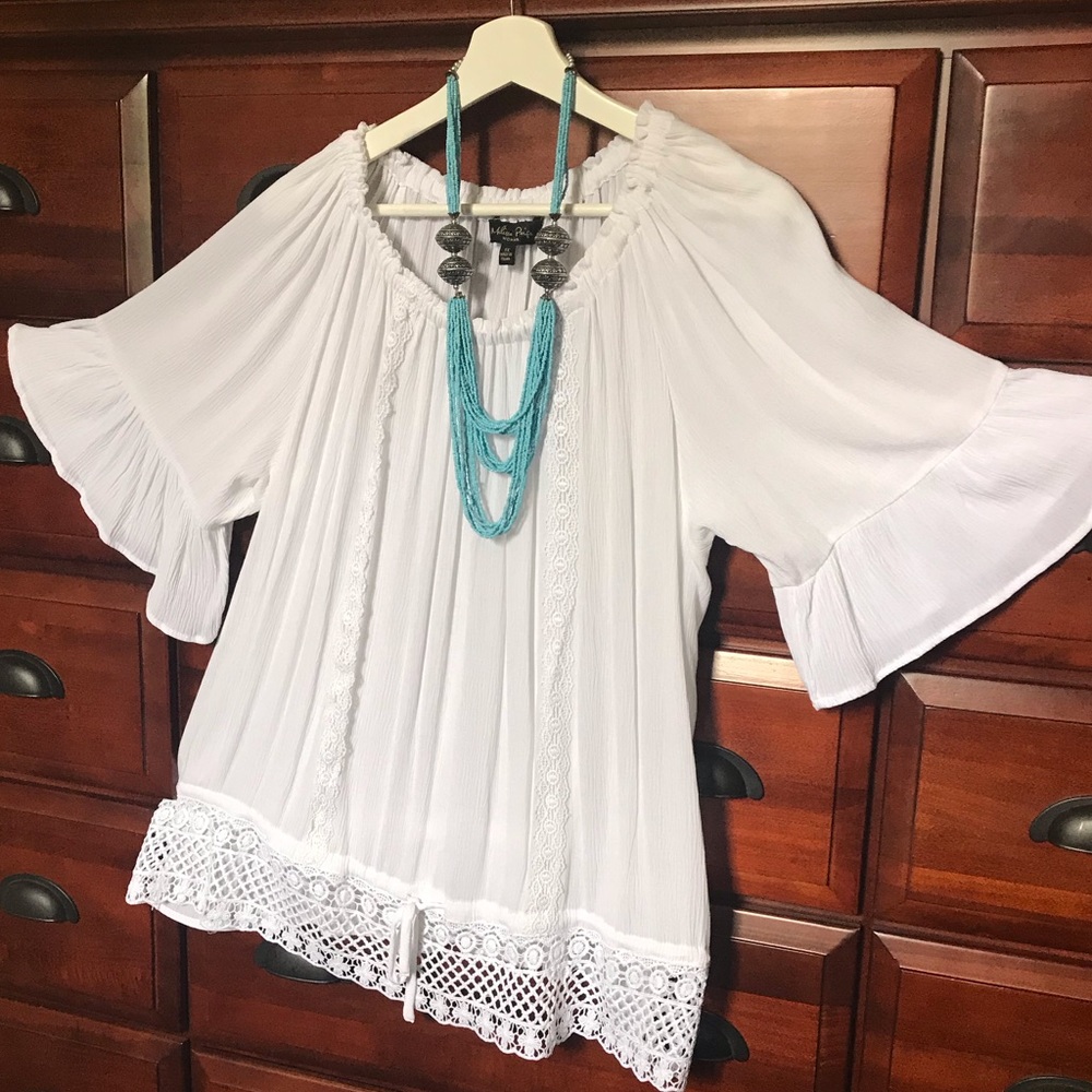 Melissa Paige- White Boho Peasant Top EUC